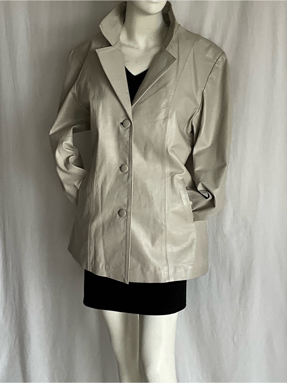 Vintage Ivory Genuine Leather Blazer Jacket XL Made in Argentina Soft Leather